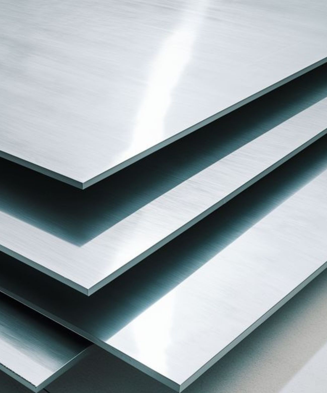 Precision meets variety with our stainless steel sheets - your project, your specifications.